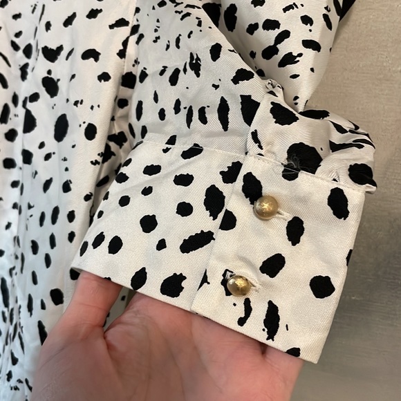 Ann Taylor Silk Blouse- Puff Sleeve, Animal Print (Size 10) - Picture 8 of 13